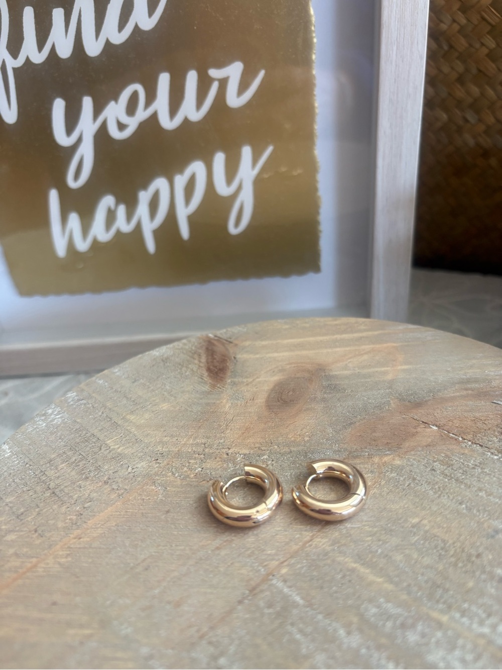 Vintage Chunky Gold-Tone Huggie Hoop Earrings